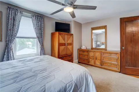 Bedroom - 178 Kiniry Dr, Irondequoit, NY 14609 photo 3 of 7