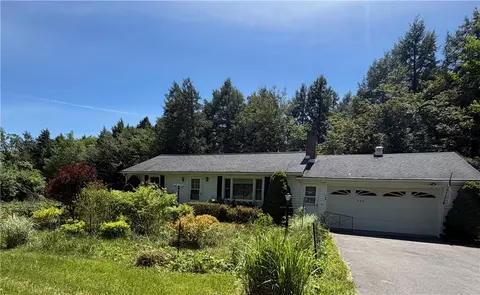 548 Shew Hollow Rd, Stamford, NY 12167