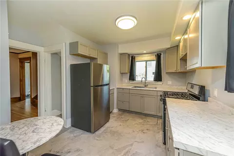 Kitchen - 32 Walzer Rd, Irondequoit, NY 14622 photo 2 of 6