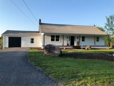 124 Johnson Rd, Parish, NY 13131