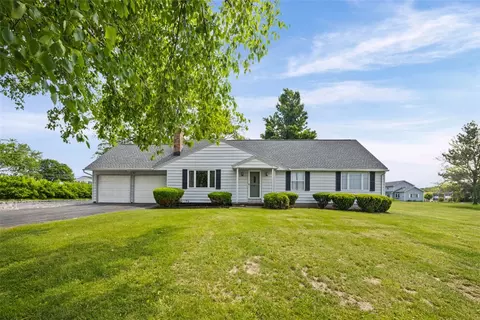 2085 Michigan Ave, Lima, NY 14485