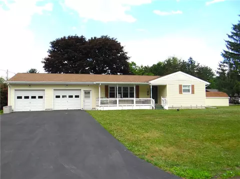 16 Deo St, Horseheads, NY 14845