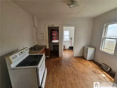 Entry Way - 1010 Buffalo St, Olean, NY 14760 photo 1 of 2