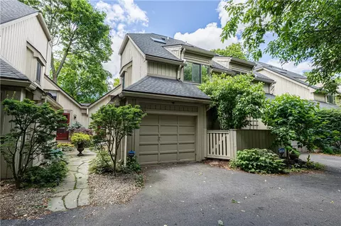 957 East Ave, Rochester, NY 14607