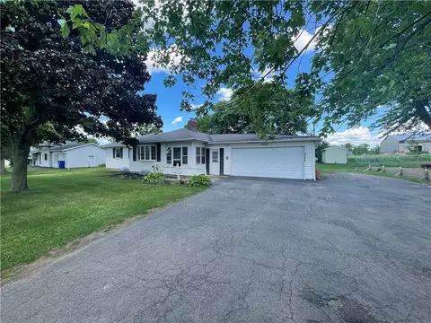 3768 Sweden Walker Rd, Brockport, NY 14420