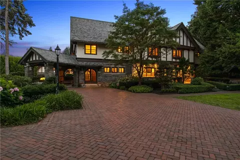 2615 East Ave, Brighton, NY 14610