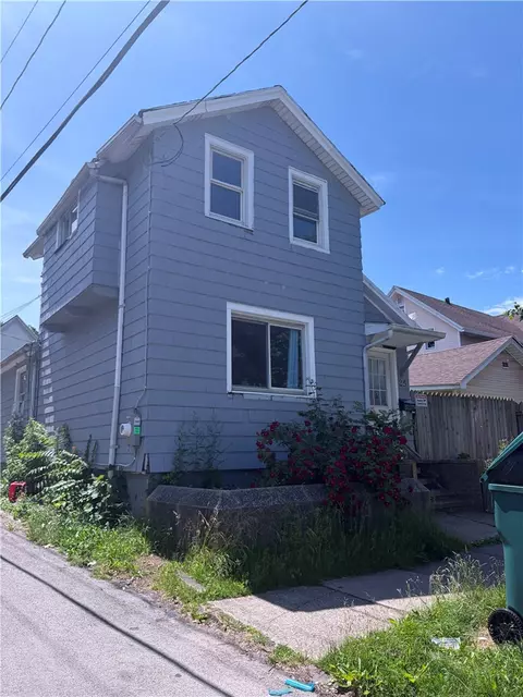 25 Lorimer St, Rochester, NY 14608