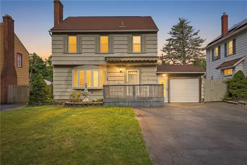 53 Woodman Park, Irondequoit, NY 14609