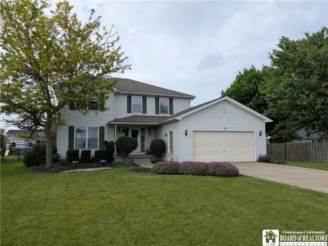 109 Sandpiper Ln, Grand Island, NY 14072