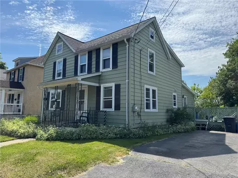 10 Angelo St, Geneva, NY 14456