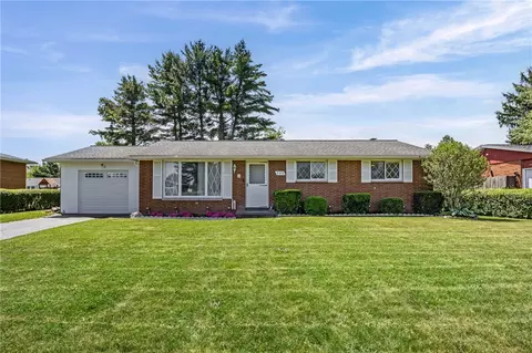 293 Sharon Dr, Greece, NY 14626