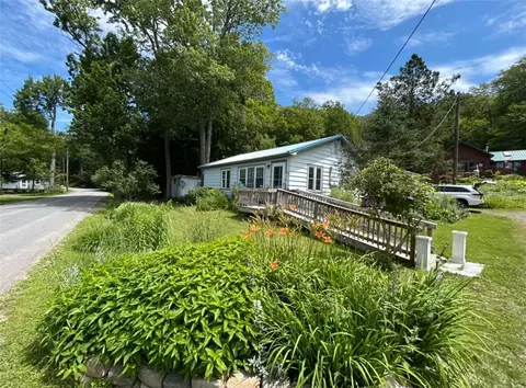 275 Charles Kelley Rd, Oxford, NY 13830