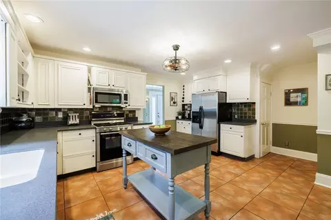 Kitchen - 870 Maple Dr, Webster, NY 14580 photo 3 of 5