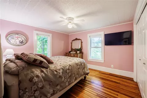 Bedroom - 870 Maple Dr, Webster, NY 14580 photo 3 of 4