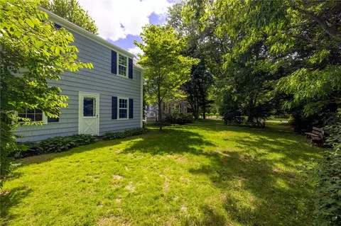 Exterior - 870 Maple Dr, Webster, NY 14580 photo 16 of 18