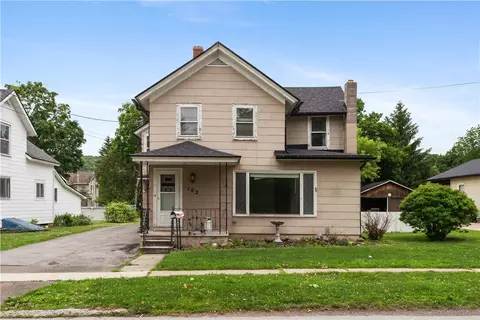 102 Liberty St, Warsaw, NY 14569