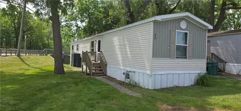 405 Lakeshore Dr, Canandaigua, NY 14424