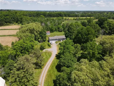 6720 Rice Rd, Victor, NY 14564