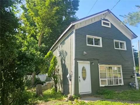 6049 Lake St, Wolcott, NY 14590