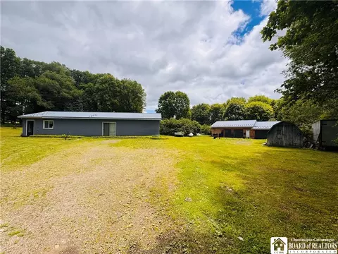 190 Old Fentonville Rd, Carroll, NY 14738