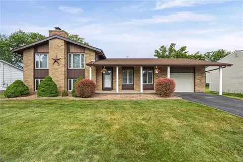 744 English Rd, Greece, NY 14616