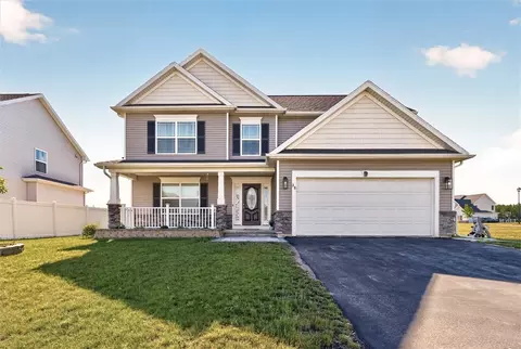 28 Gage Gdns, Chili, NY 14428
