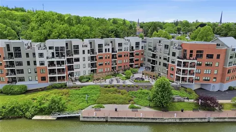 83 E Church St #405, Perinton, NY 14450