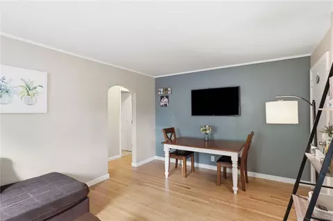 23 Montcalm Dr, Irondequoit, NY 14617 photo 7