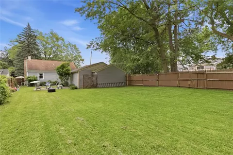 23 Montcalm Dr, Irondequoit, NY 14617 photo 27
