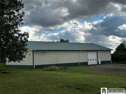 7529 Hall Rd, Charlotte, NY 14718
