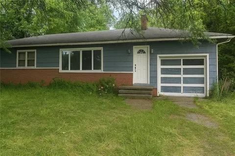 1747 Pole Bridge Rd, Avon, NY 14414