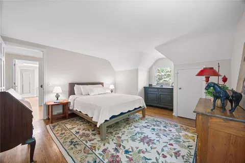 Bedroom - 575 Thomas Ave, Irondequoit, NY 14617 photo 4 of 8