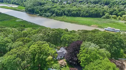 View/Area - 575 Thomas Ave, Irondequoit, NY 14617 photo 1 of 1