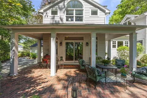 Exterior - 575 Thomas Ave, Irondequoit, NY 14617 photo 6 of 10
