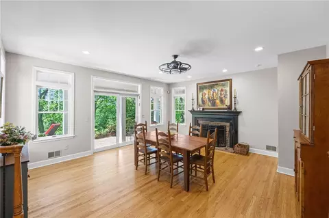 Dining - 575 Thomas Ave, Irondequoit, NY 14617 photo 1 of 4