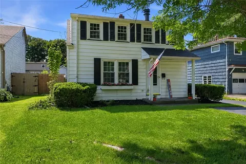 133 Armstrong Rd, Greece, NY 14616