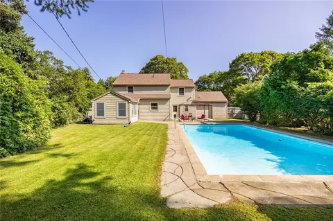 Exterior - 79 Bellehurst Dr, Irondequoit, NY 14617 photo 11 of 14