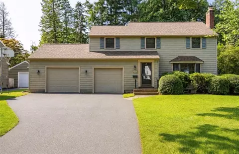 Exterior - 79 Bellehurst Dr, Irondequoit, NY 14617 photo 2 of 14