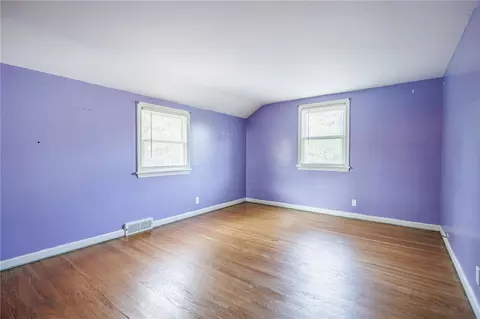 Bedroom - 79 Bellehurst Dr, Irondequoit, NY 14617 photo 6 of 6