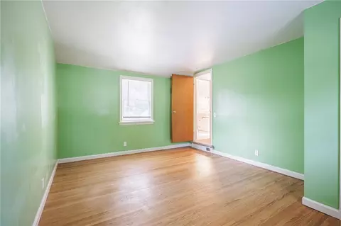 Bedroom - 79 Bellehurst Dr, Irondequoit, NY 14617 photo 4 of 6