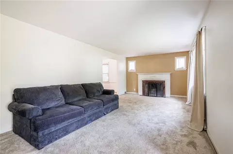 Living - 79 Bellehurst Dr, Irondequoit, NY 14617 photo 2 of 8