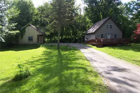 2579 Daansen Rd, Palmyra, NY 14522