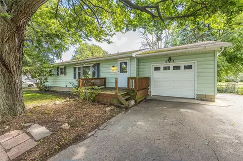 582 N Greece Rd, Hilton, NY 14468