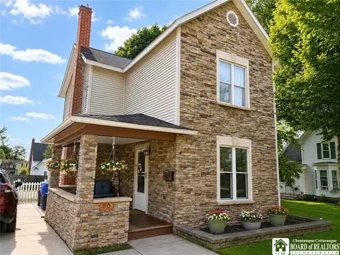 20 Hoag Ave, Newstead, NY 14001