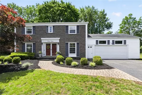 53 Old Forge Ln, Pittsford, NY 14534