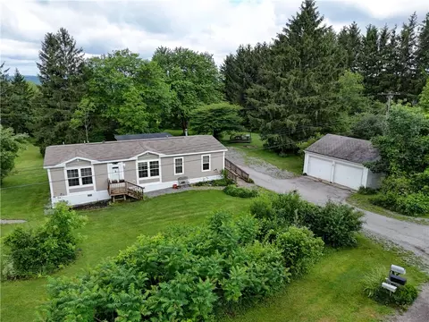 5420 Middle Rd N, Canadice, NY 14466