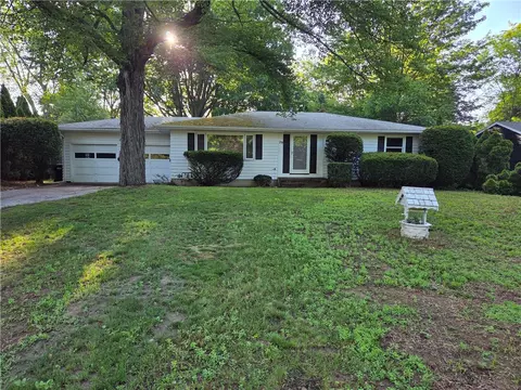 29 Berna Ln, Chili, NY 14624