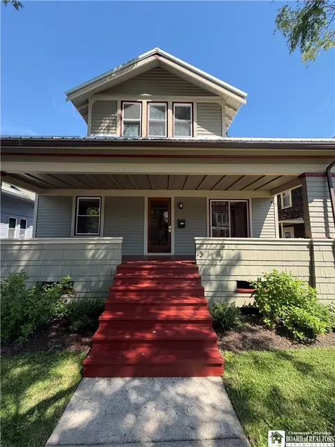 15 E Hanover St, Wellsville, NY 14895