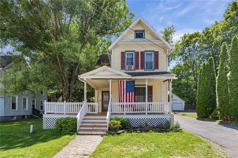 408 W Union St, Arcadia, NY 14513