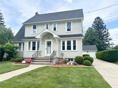 68 Swift St, Auburn, NY 13021